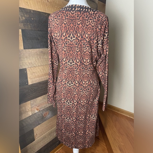 Soft Surroundings Leopard Print V-Neck Dress, Size 1X - Picture 3 of 7
